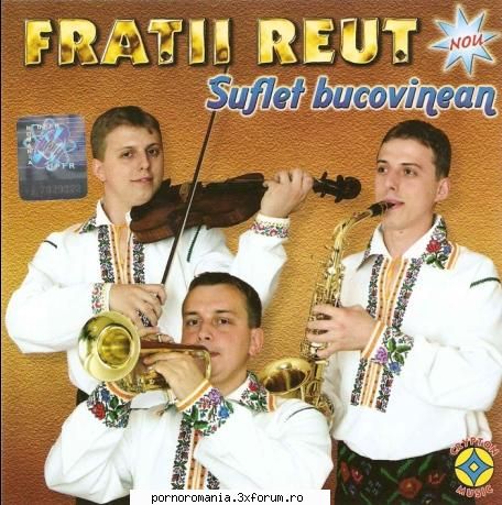 prin melodiile lor dovedesc inca o data ca traditia si spiritul romanului nu vor pieri niciodata!